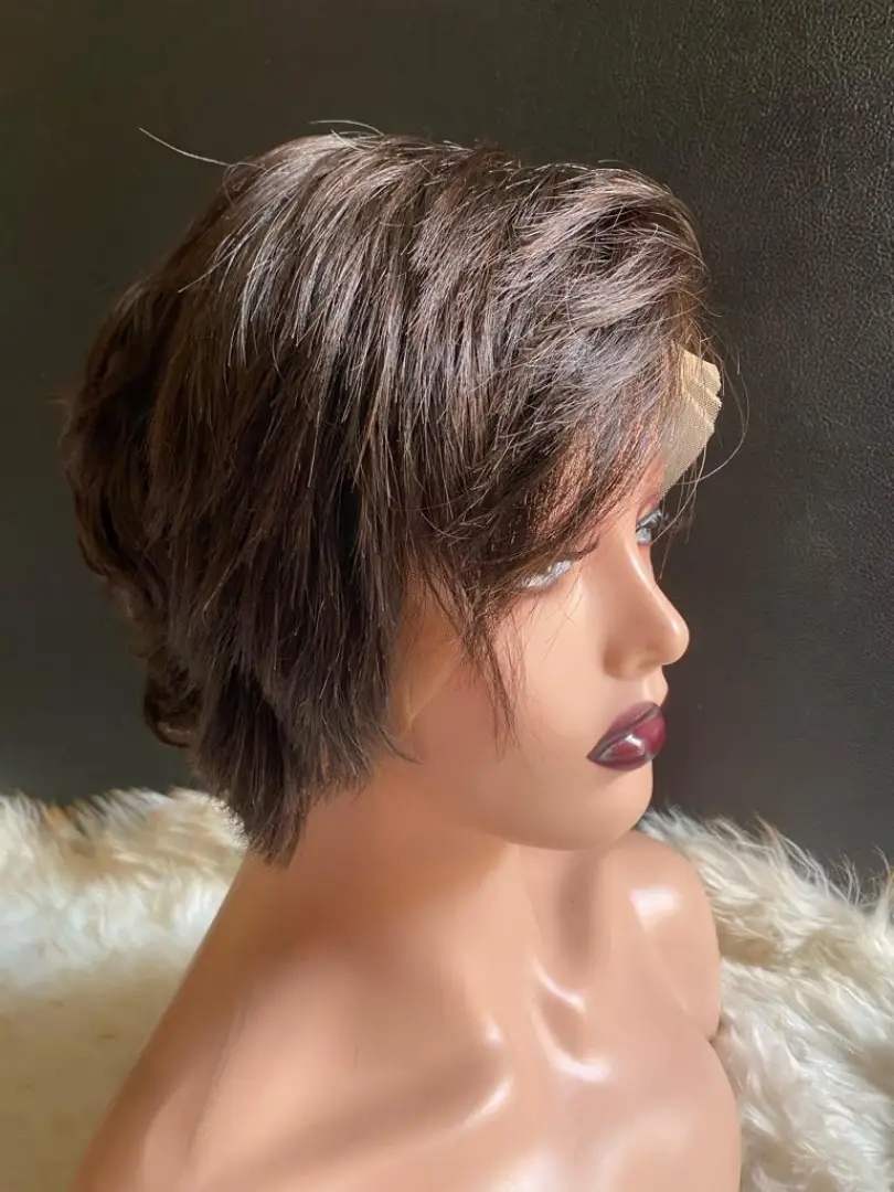 coupe pixie avec lace frontale ondulé